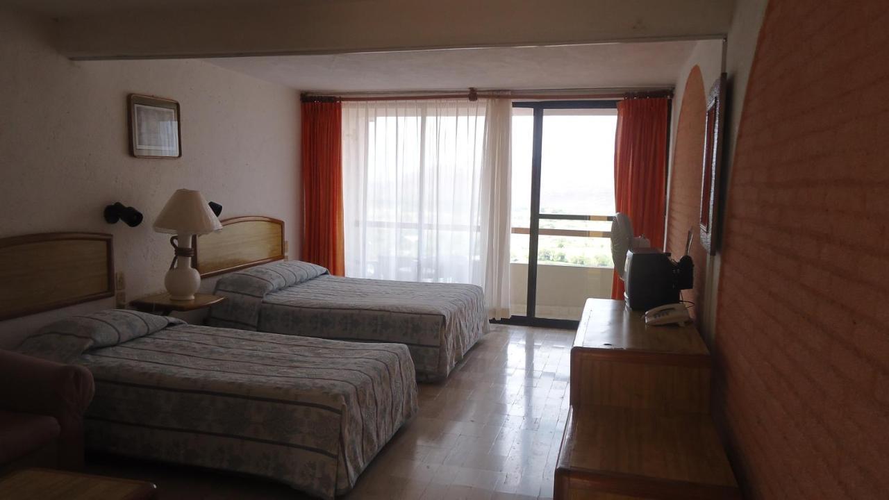 Hotel Piedras De Sol Solaris Morelos Tlaltizapán Szoba fotó